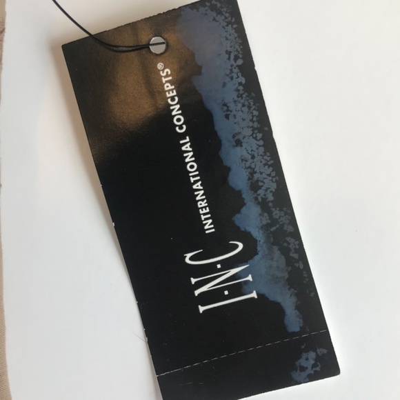 Long sleeve dressy blouse - Picture 7 of 9